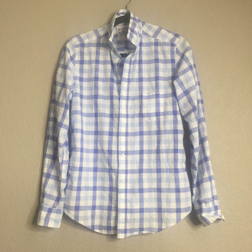 Frank & Eileen Blue & White Plaid Barry Button Up-Freshly dry cleaned!